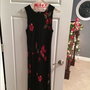 Size 10 petite long floral dress by Jones New York